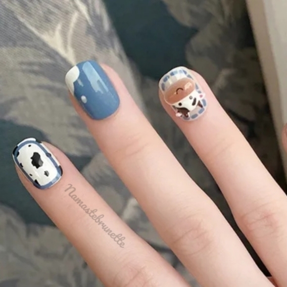2/$16 3D Cow Press on Nails - Picture 4 of 16